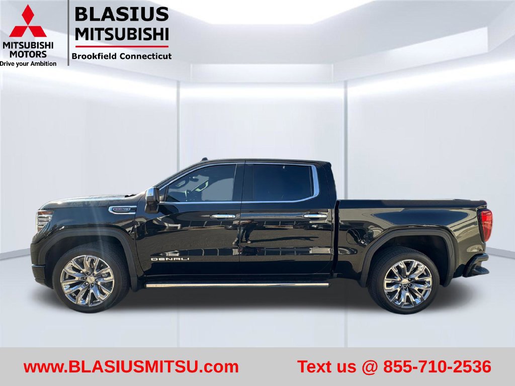 Used 2023 GMC Sierra 1500 Denali w/ Denali Reserve Package AWD/4WD image 13