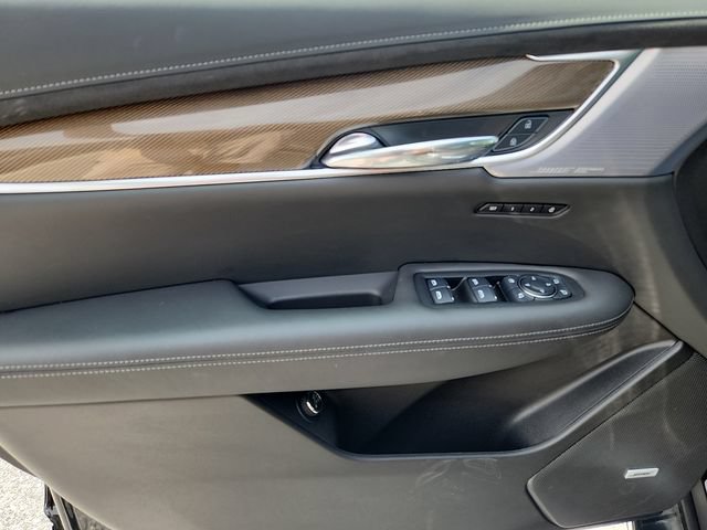 Certified 2025 Cadillac XT6 Sport w/ Platinum Package AWD/4WD image 12
