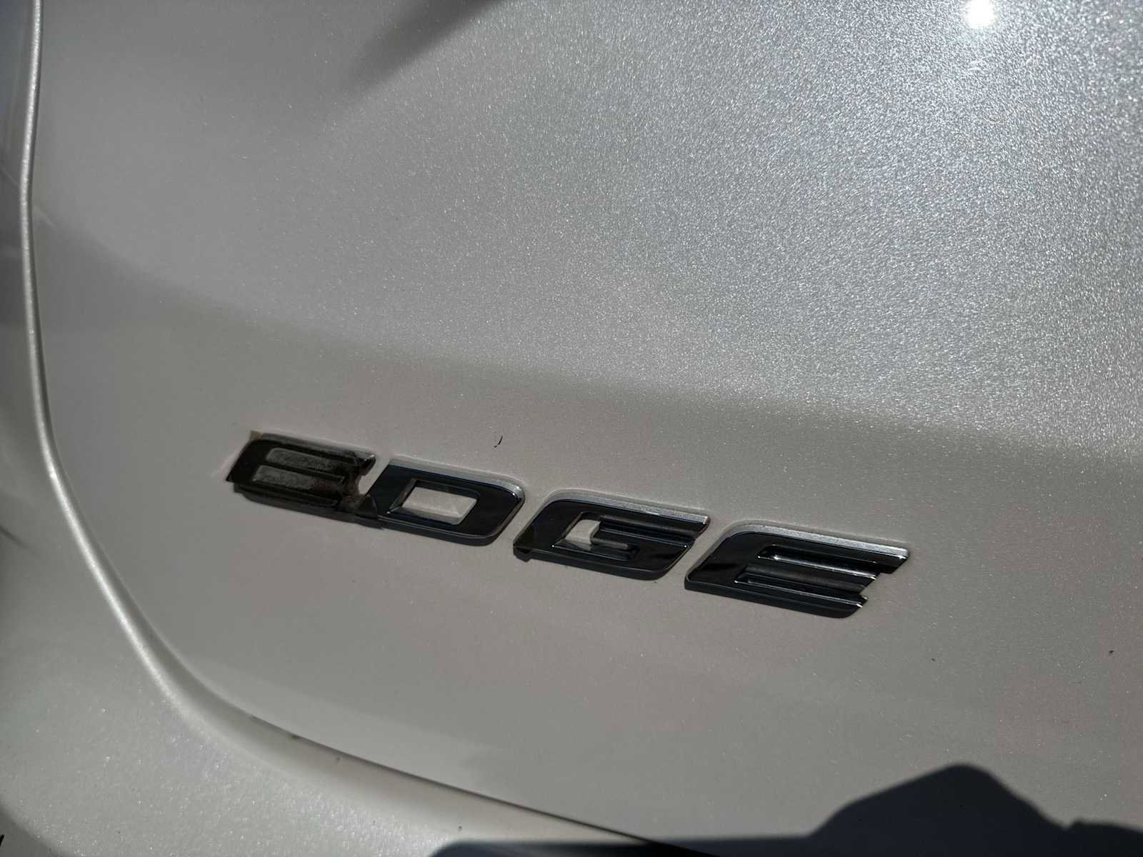 Used 2019 Ford Edge SEL w/ Equipment Group 201A FWD image 12