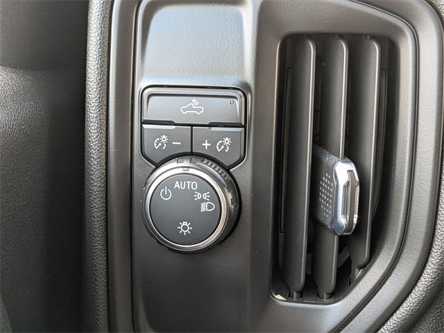 Used 2022 Chevrolet Silverado 1500 Custom w/ Safety Confidence Package image 23