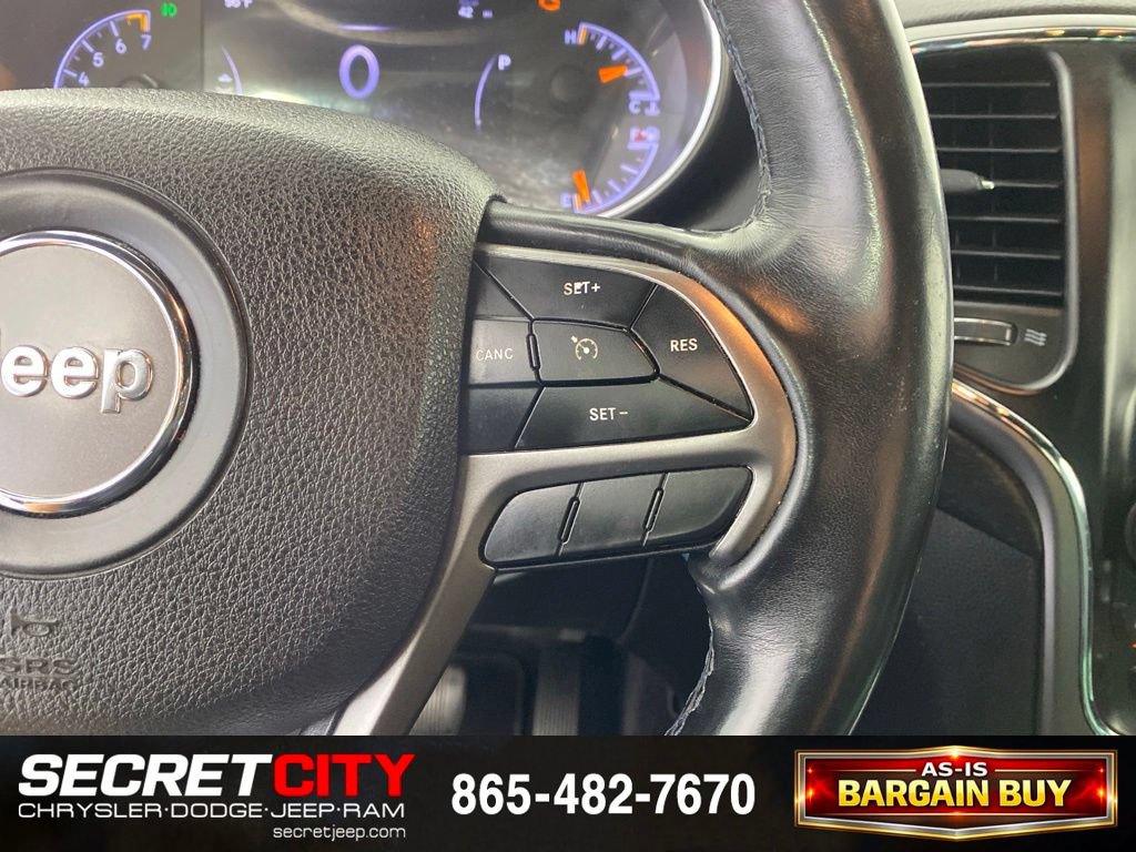Used 2018 Jeep Grand Cherokee Laredo AWD/4WD image 15