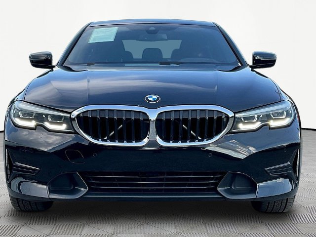 Used 2021 BMW 330i Sedan w/ Premium Package RWD image 2