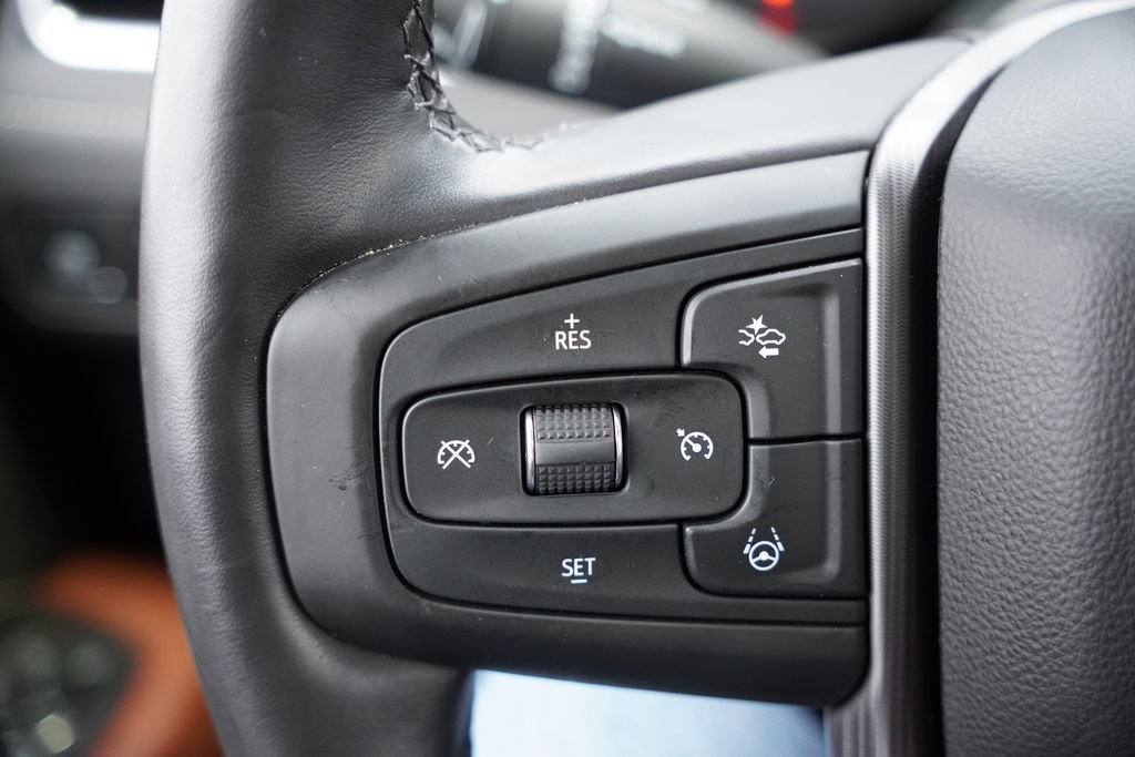 Certified 2024 GMC Yukon Denali Ultimate image 38