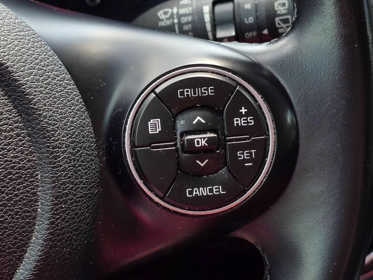 Used 2020 Kia Soul GT-Line w/ GT 2.0L Power Sunroof Package FWD image 25
