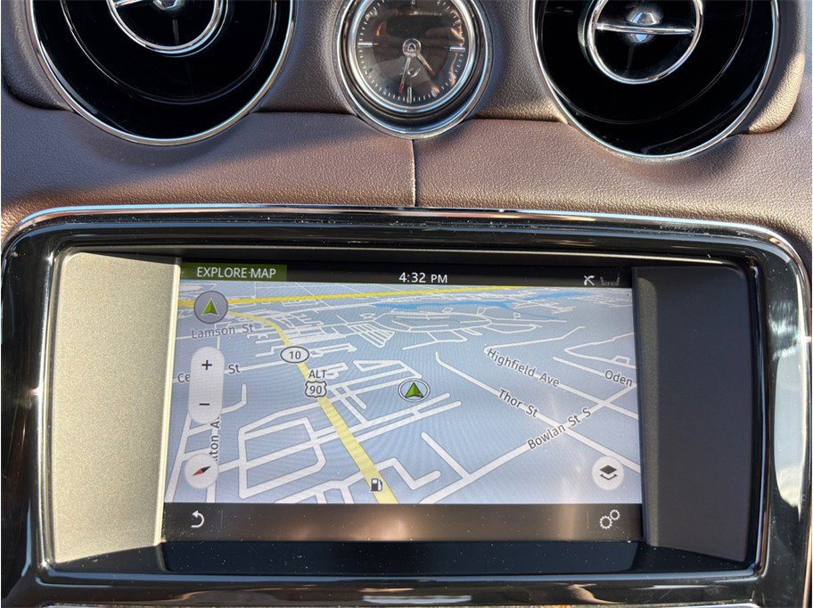 Used 2017 Jaguar XJ R-Sport image 30