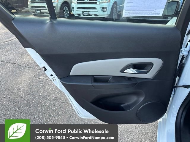 Used 2016 Chevrolet Cruze LS FWD image 26