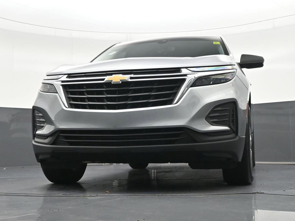 Used 2024 Chevrolet Equinox LS w/ LS Convenience Package FWD image 32