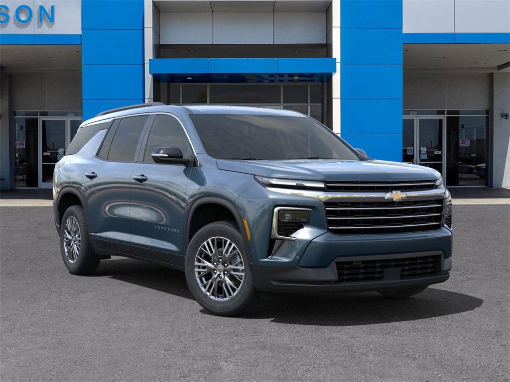 New 2025 Chevrolet Traverse LT w/ Enhanced Driving Package image 7