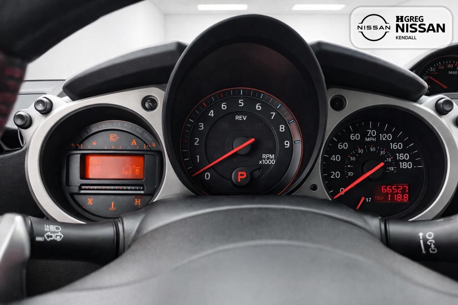 Used 2016 Nissan 370Z Touring RWD image 9