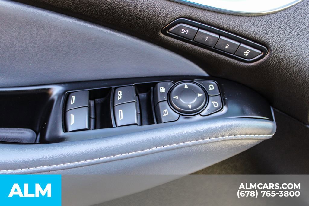 Used 2024 Buick Enclave Premium image 43