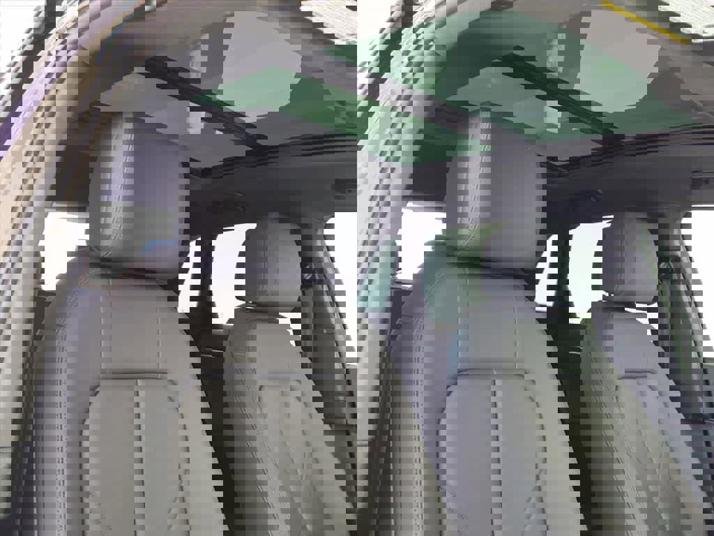 Used 2021 Audi Q3 2.0T Premium w/ Convenience Package image 23