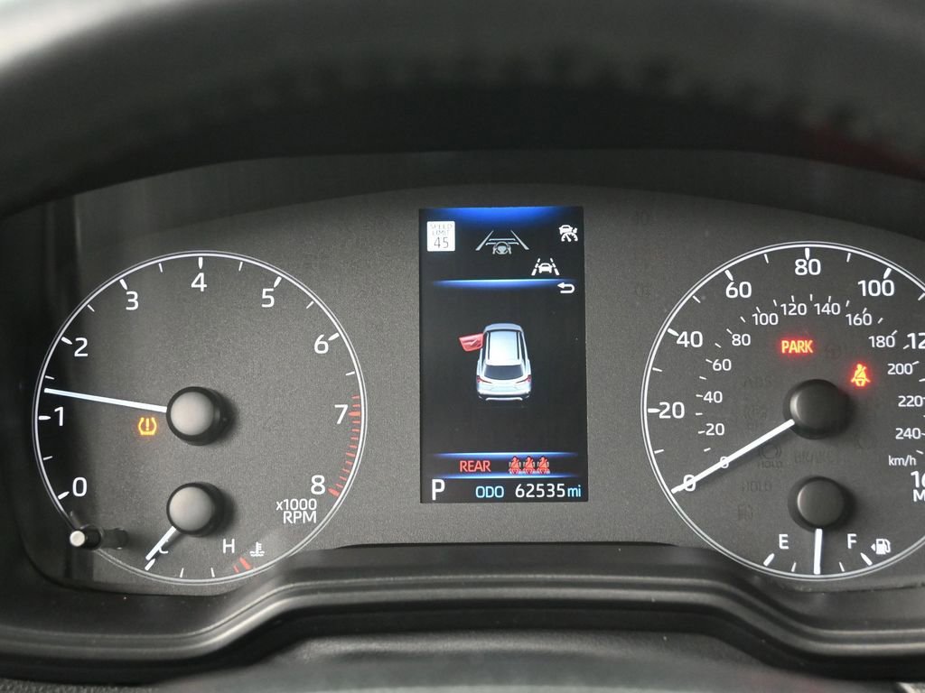 Used 2024 Toyota Corolla Cross LE image 13