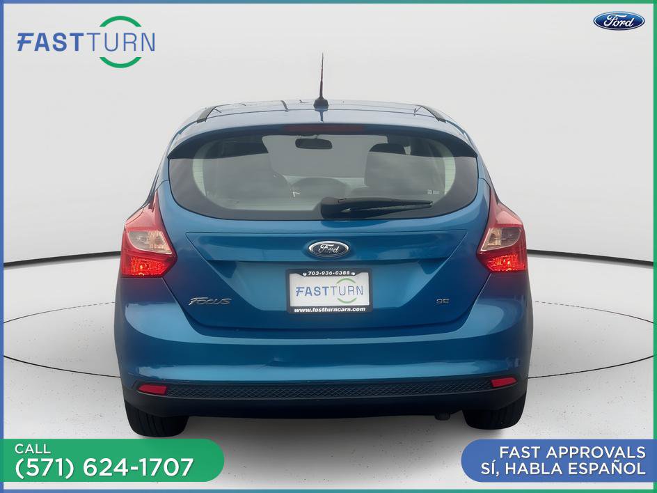 Used 2014 Ford Focus SE w/ SE Winter Package FWD image 14