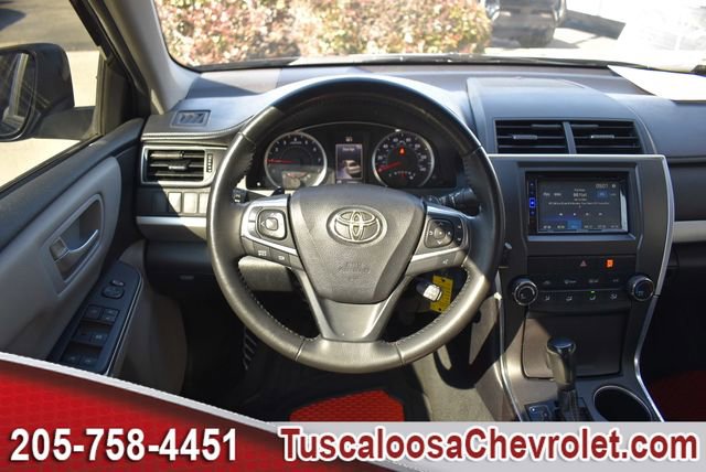 Used 2016 Toyota Camry SE image 24