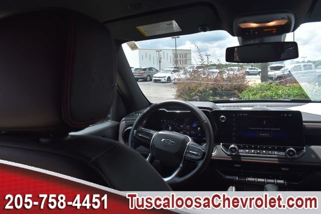 Used 2024 Chevrolet Colorado Z71 w/ Z71 Convenience Package 2 AWD/4WD image 24