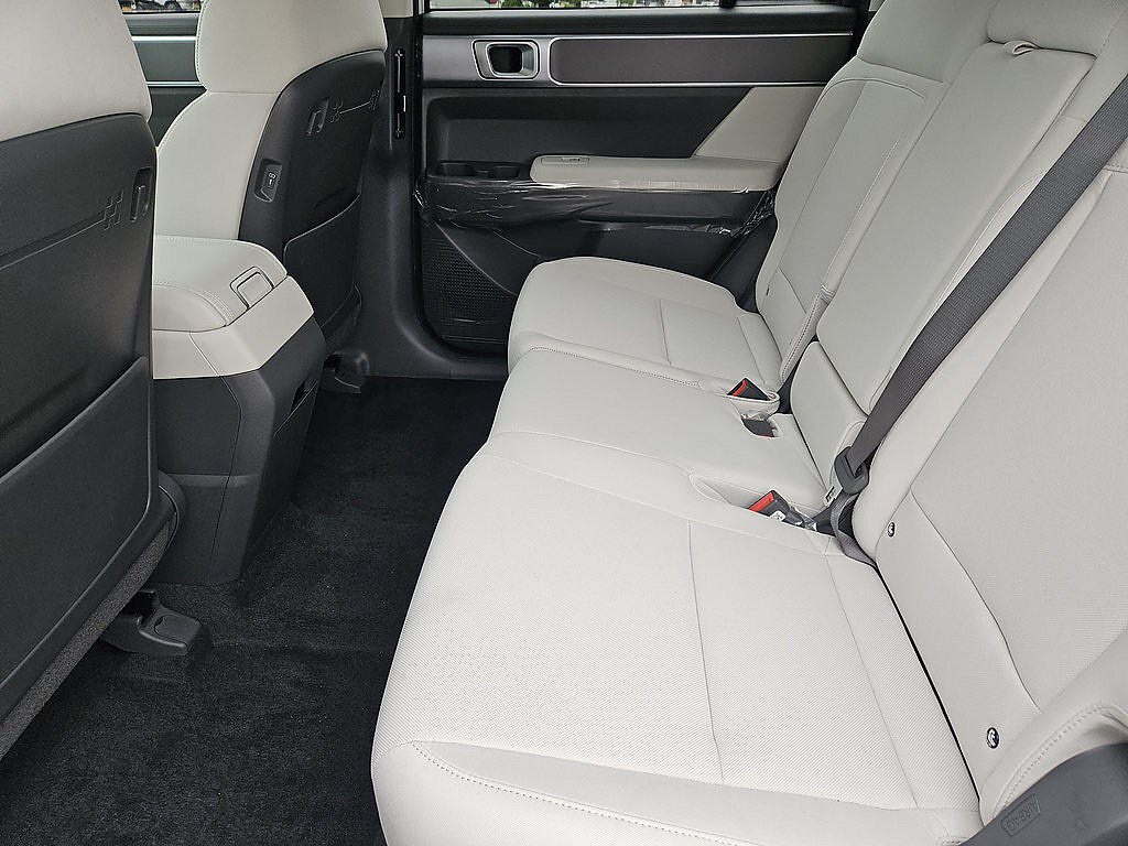 New 2026 Hyundai Santa Fe SE AWD/4WD image 30