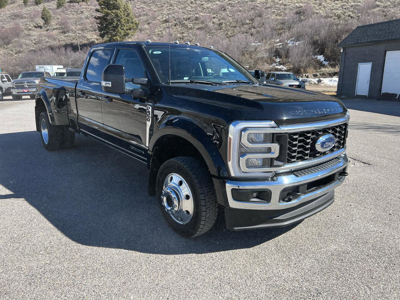 Used 2024 Ford F450 Lariat image 9