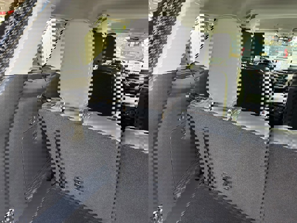 New 2026 Ford Explorer Active w/ Active Comfort Package image 9