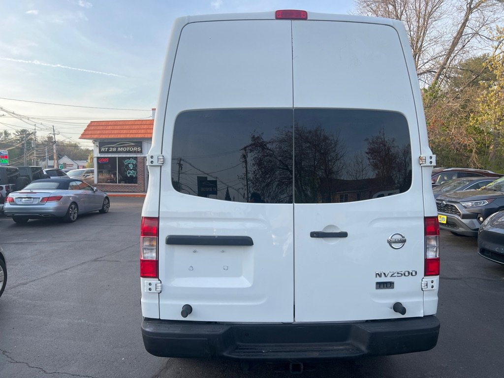 Used 2015 Nissan NV 2500 S w/ Power Package RWD image 3
