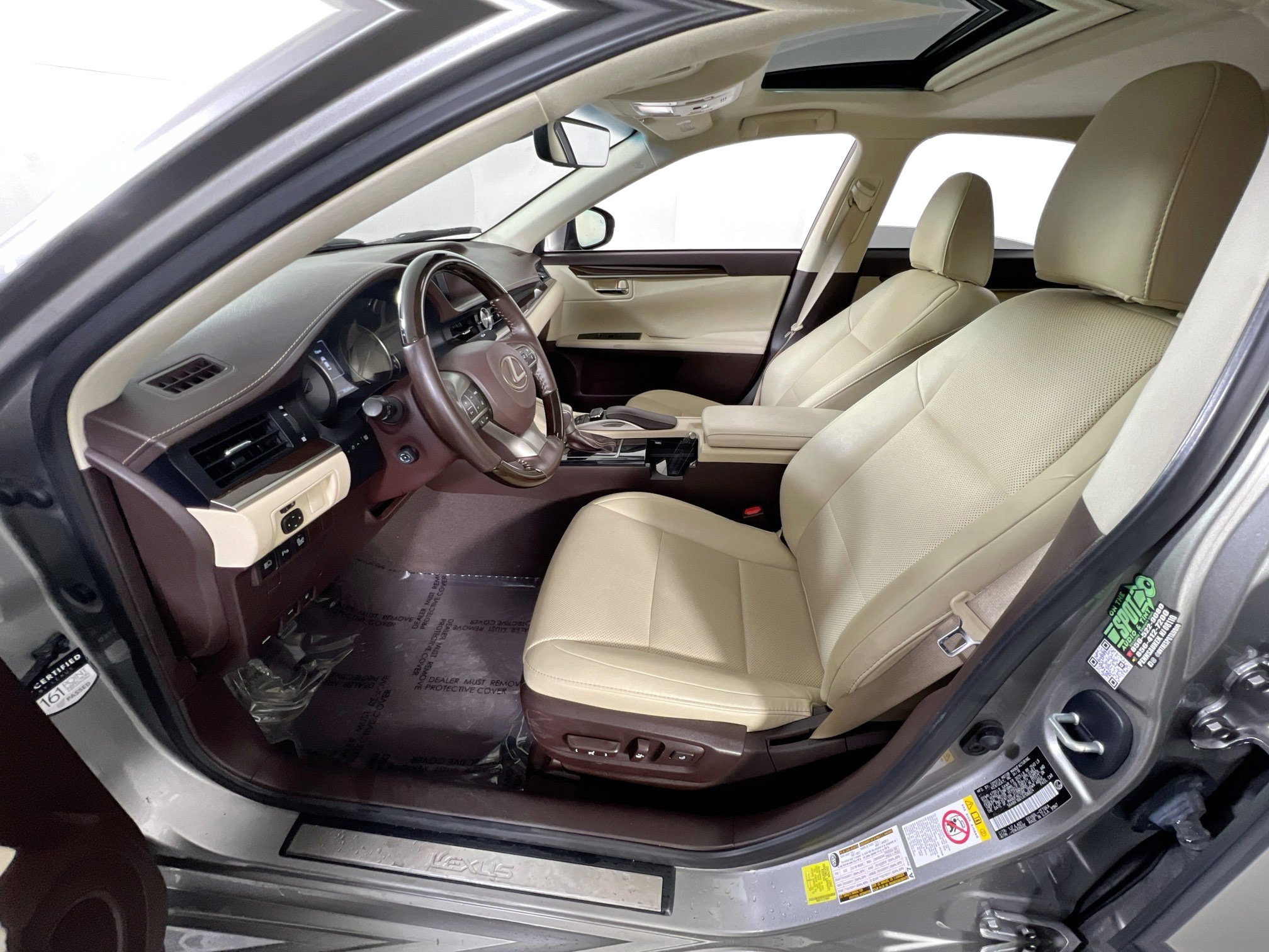 Used 2018 Lexus ES 350 w/ Navigation System Package image 20