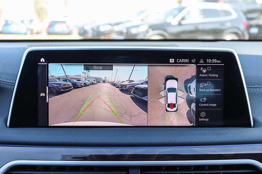 Used 2022 BMW 750i xDrive 750i xDrive w/ M Sport Package image 29