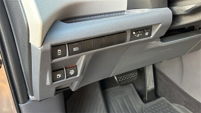 Used 2021 Toyota Sienna XLE image 17