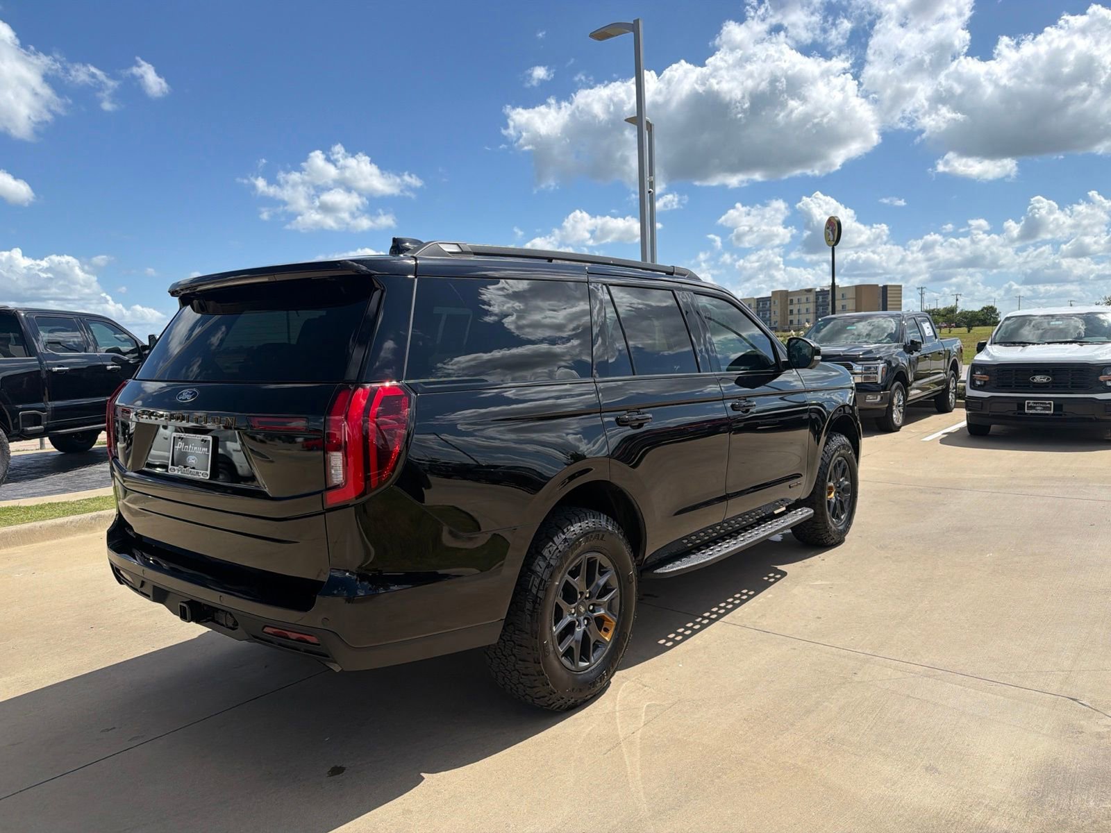 Used 2026 Ford Expedition Tremor AWD/4WD image 6