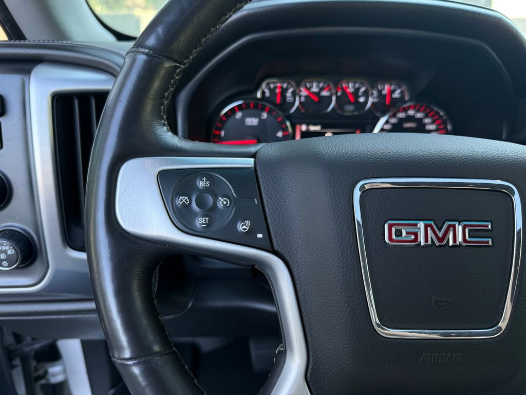 Used 2015 GMC Sierra 2500 SLT w/ Duramax Plus Package AWD/4WD image 32