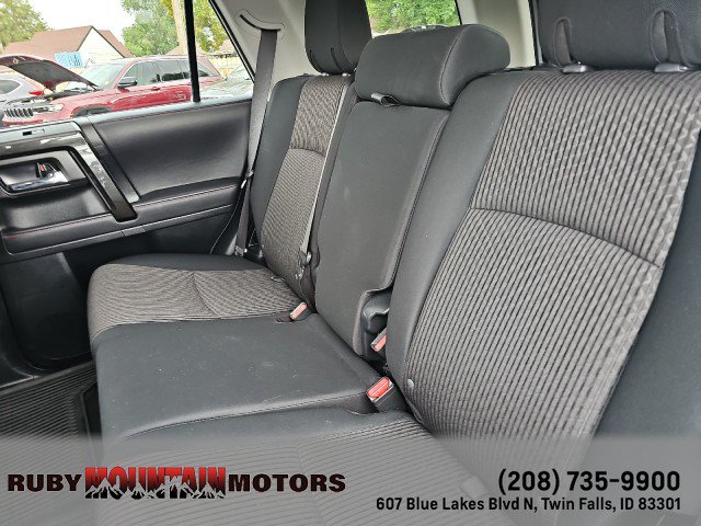 Used 2022 Toyota 4Runner TRD Off-Road AWD/4WD image 27