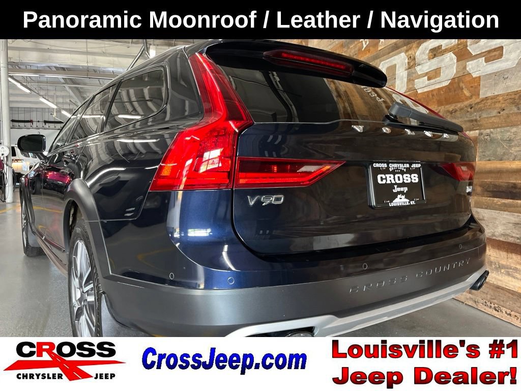 Used 2019 Volvo V90 T6 Cross Country w/ Advanced Package AWD/4WD image 16