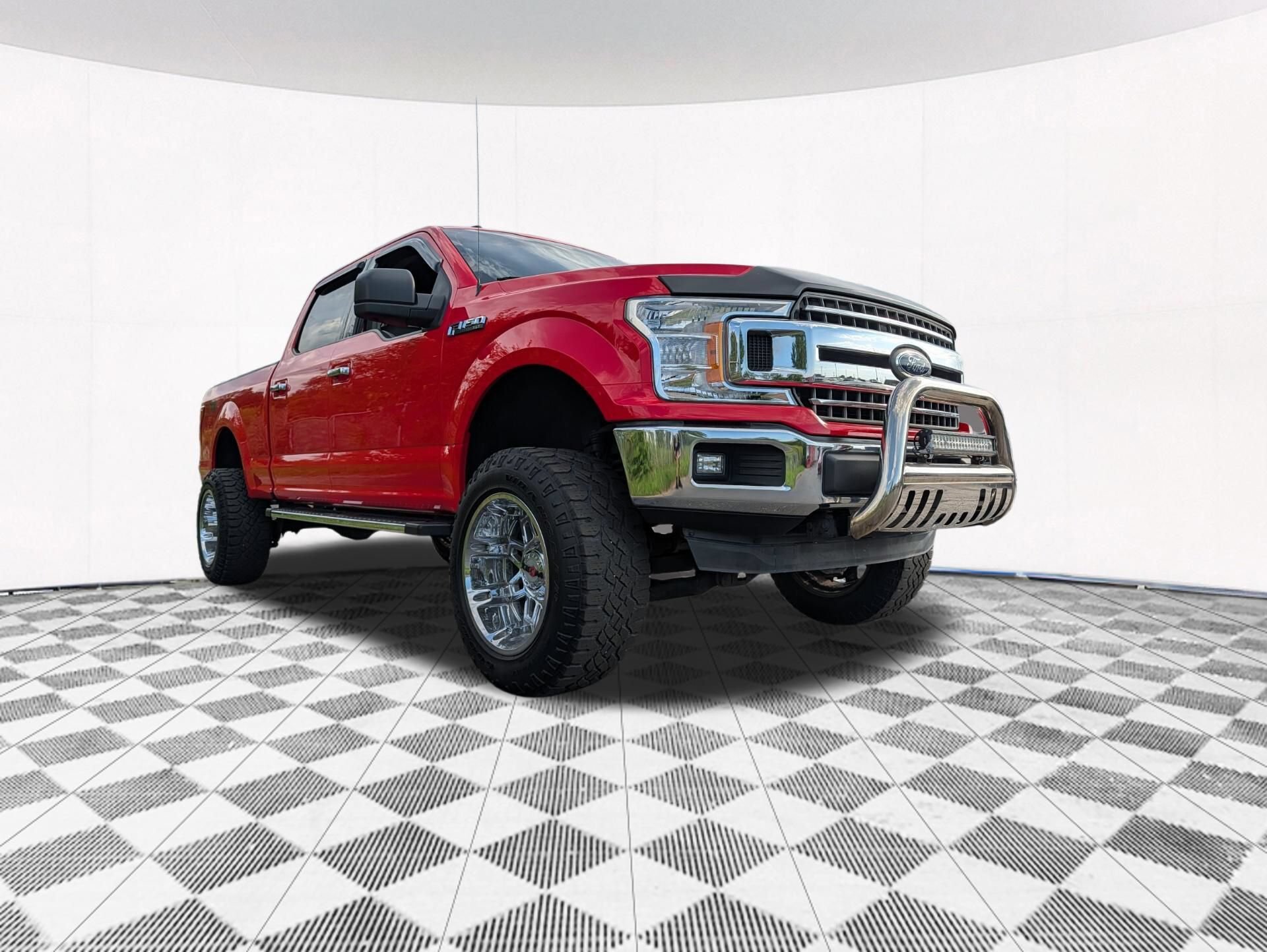 Used 2018 Ford F150 XLT w/ XTR Package AWD/4WD image 13