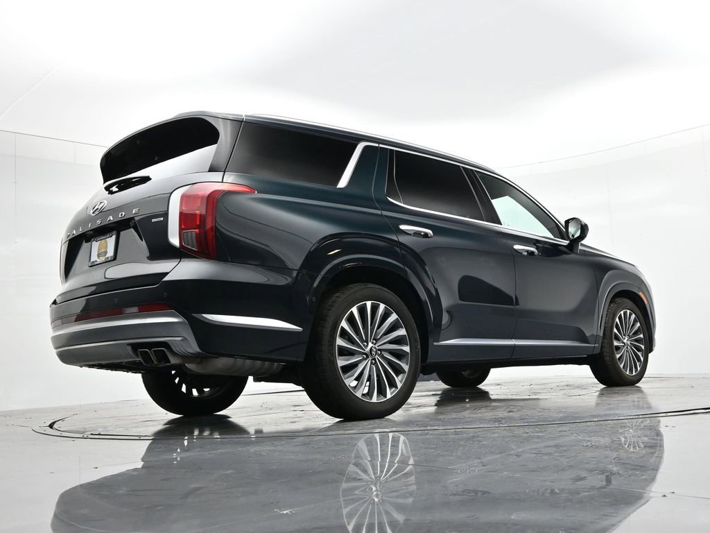 Used 2024 Hyundai Palisade Calligraphy image 24