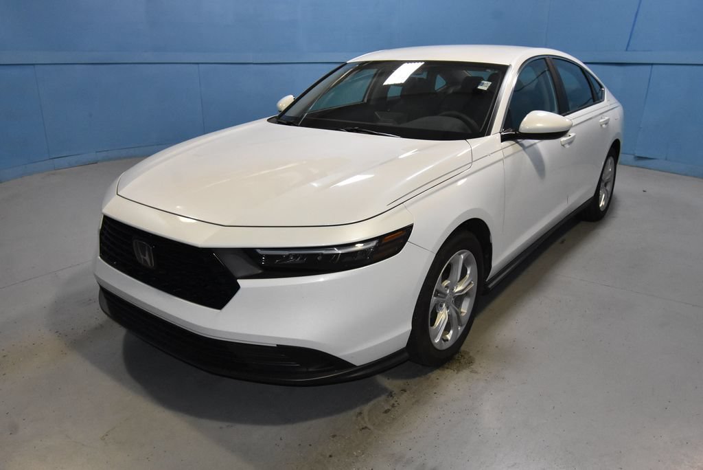 Used 2023 Honda Accord LX image 23