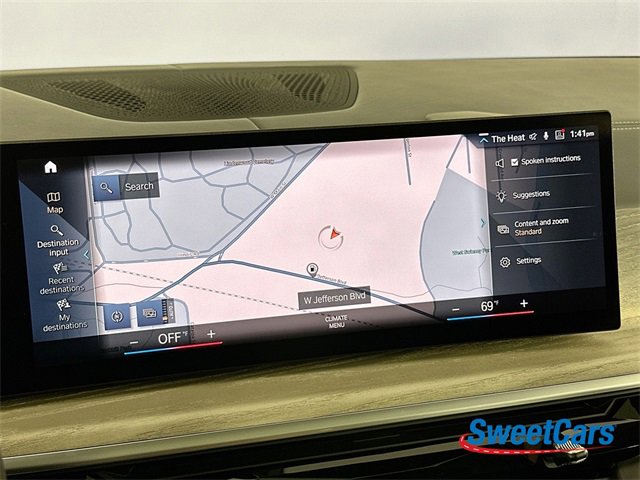 Used 2023 BMW X7 M60i w/ Executive Package image 27