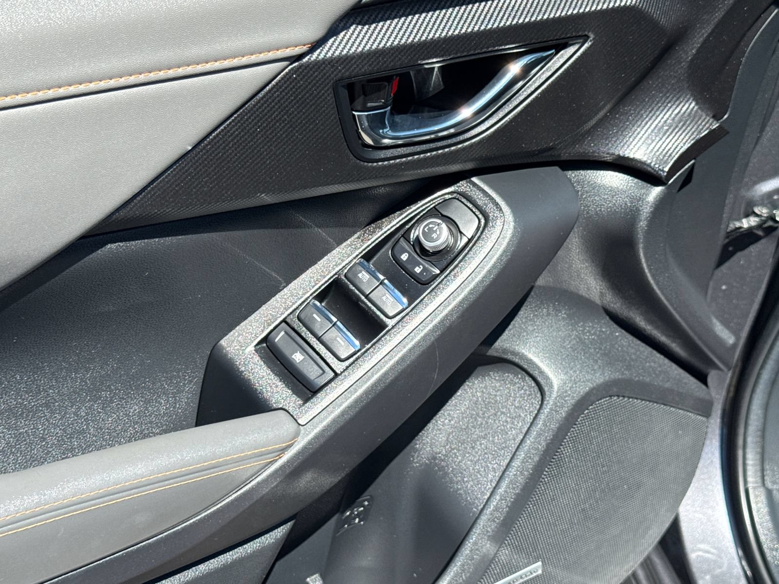 Certified 2025 Subaru Crosstrek 2.5i Limited w/ Crosstrek Mirror Package AWD/4WD image 18
