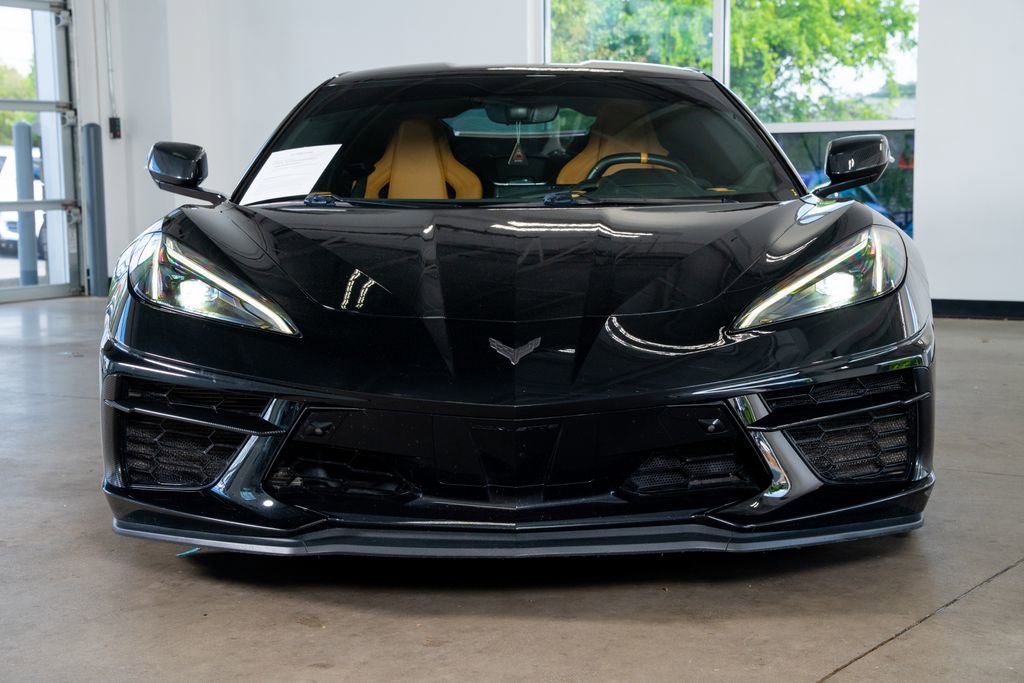 Used 2023 Chevrolet Corvette Stingray Preferred Cpe w/ Z51 Performance Package RWD image 4