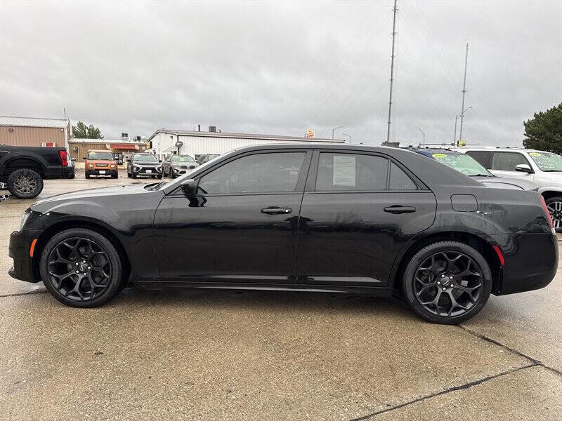 Used 2020 Chrysler 300 S image 3