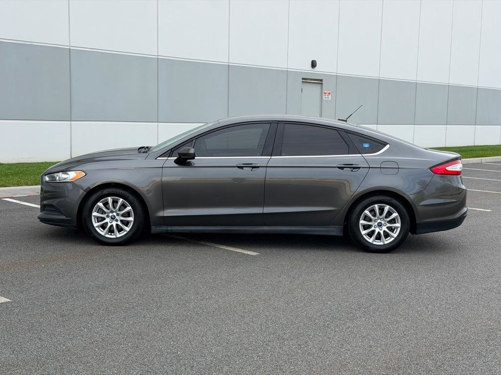 Used 2015 Ford Fusion S FWD image 8