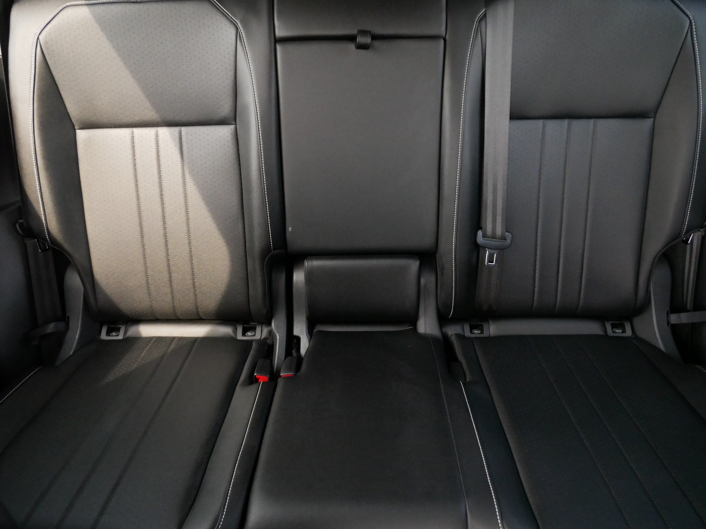 Certified 2023 Volkswagen Tiguan SE AWD/4WD image 13