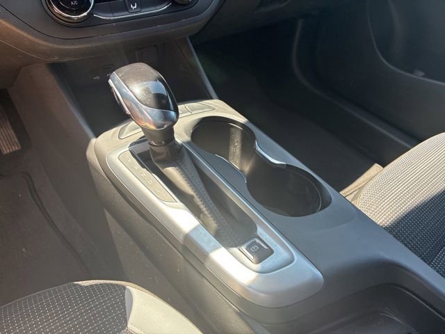 Used 2024 Buick Envista Preferred FWD image 25