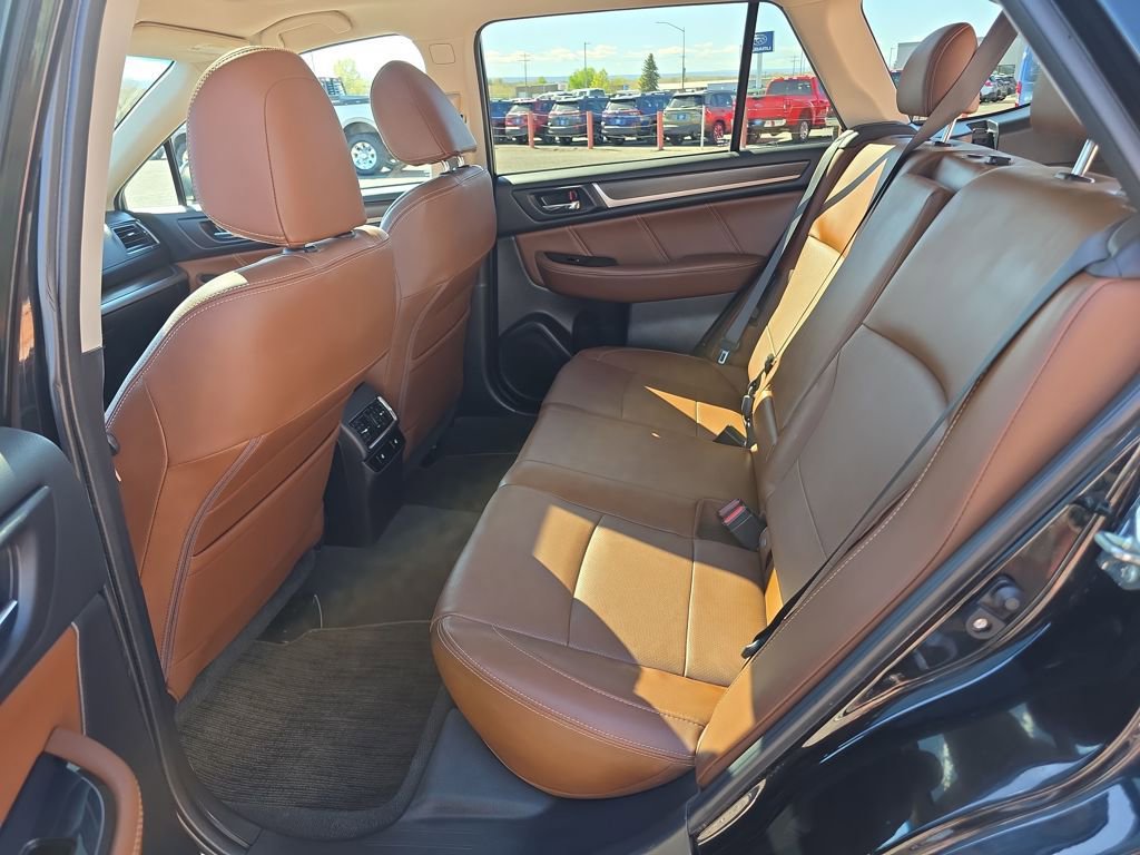 Used 2017 Subaru Outback 3.6R Touring image 27