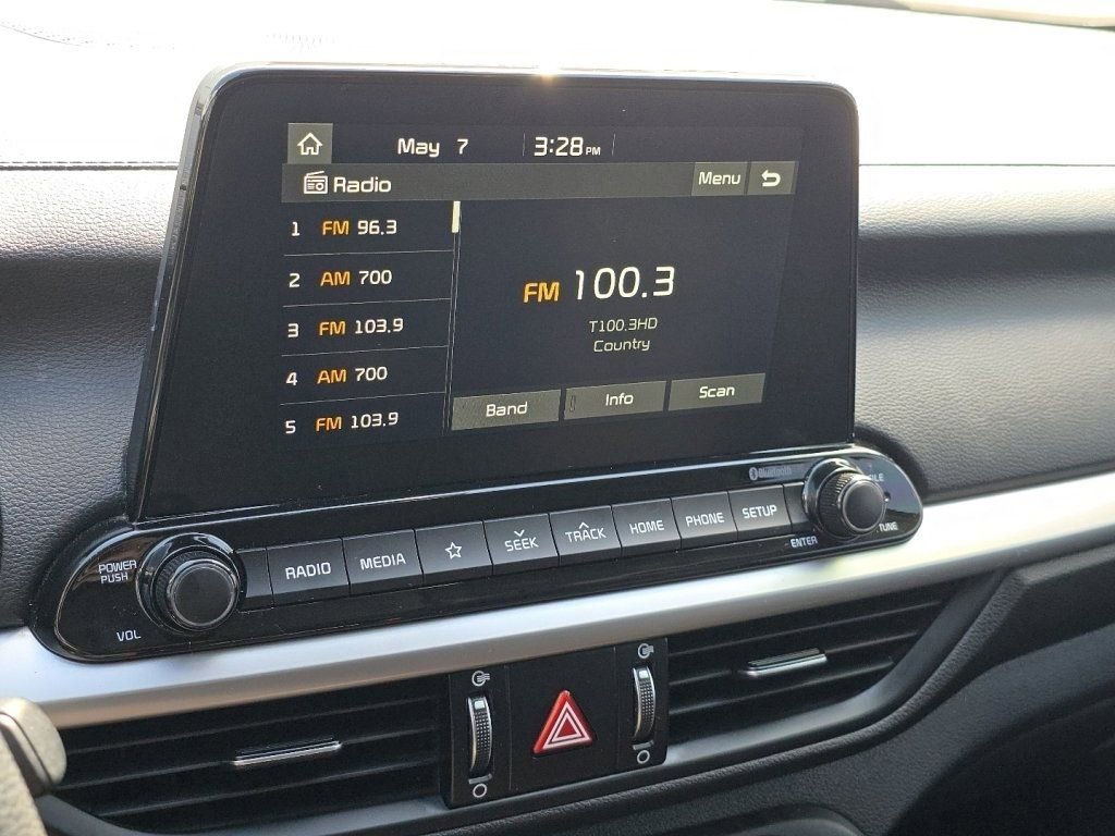Used 2020 Kia Forte LXS FWD image 26
