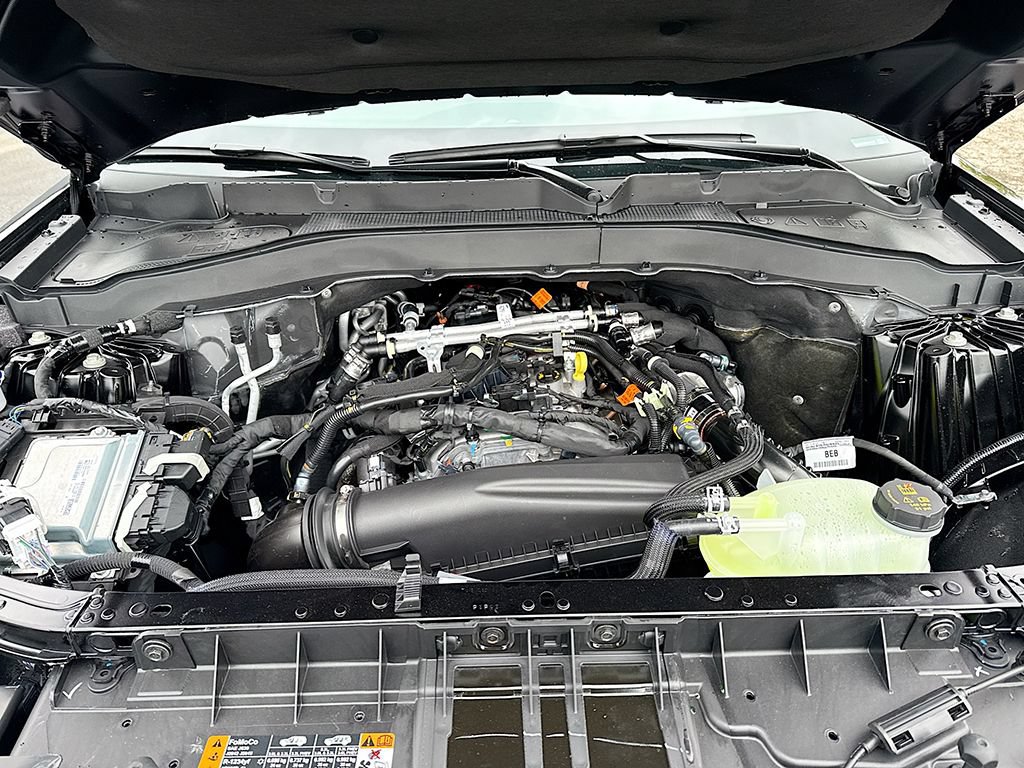 New 2026 Ford Explorer Active w/ Active Comfort Package AWD/4WD image 18
