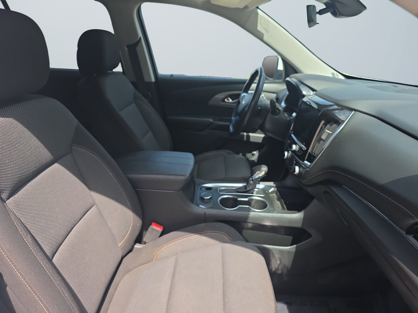 Used 2021 Chevrolet Traverse LT AWD/4WD image 17