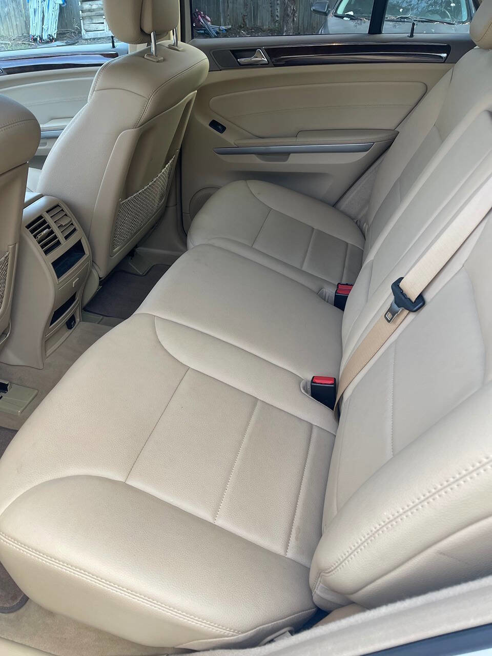 Used 2010 Mercedes-Benz ML 550 4MATIC image 9