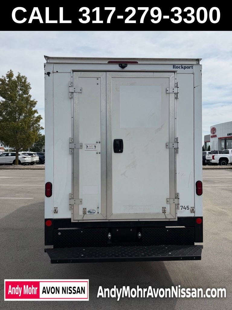 Used 2022 Chevrolet Express 3500 w/ Power Convenience Package RWD image 5