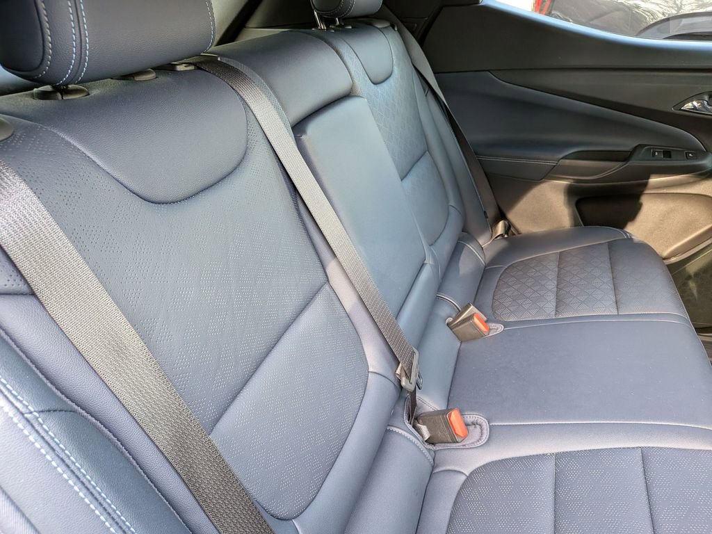 Used 2023 Chevrolet Bolt EUV Premier w/ Sun & Sound Package image 30