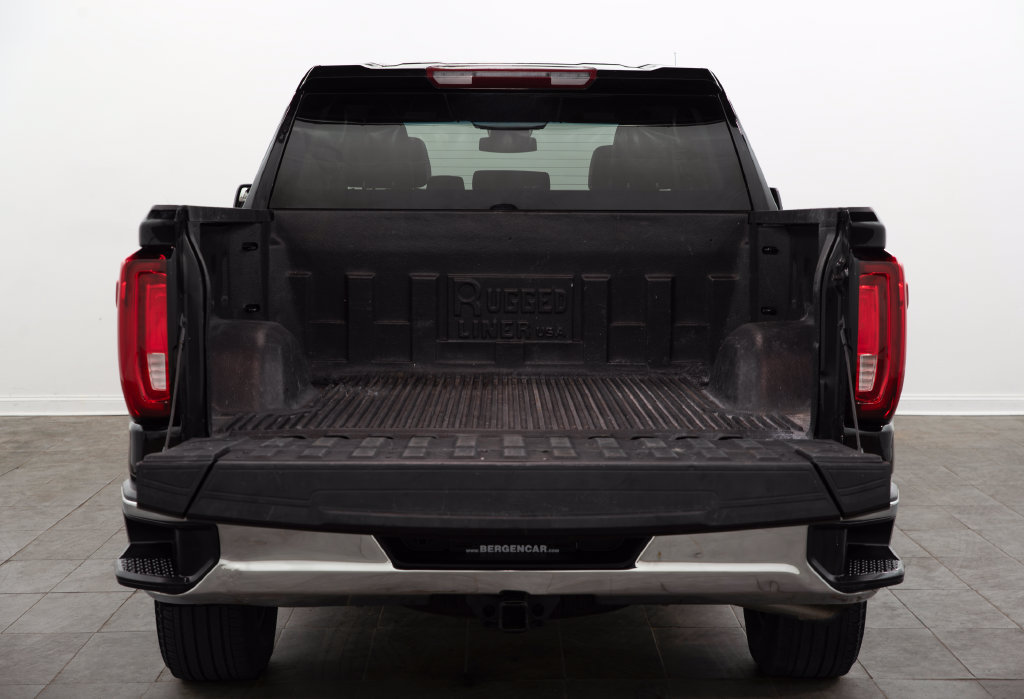 Used 2025 GMC Sierra 1500 SLT AWD/4WD image 14
