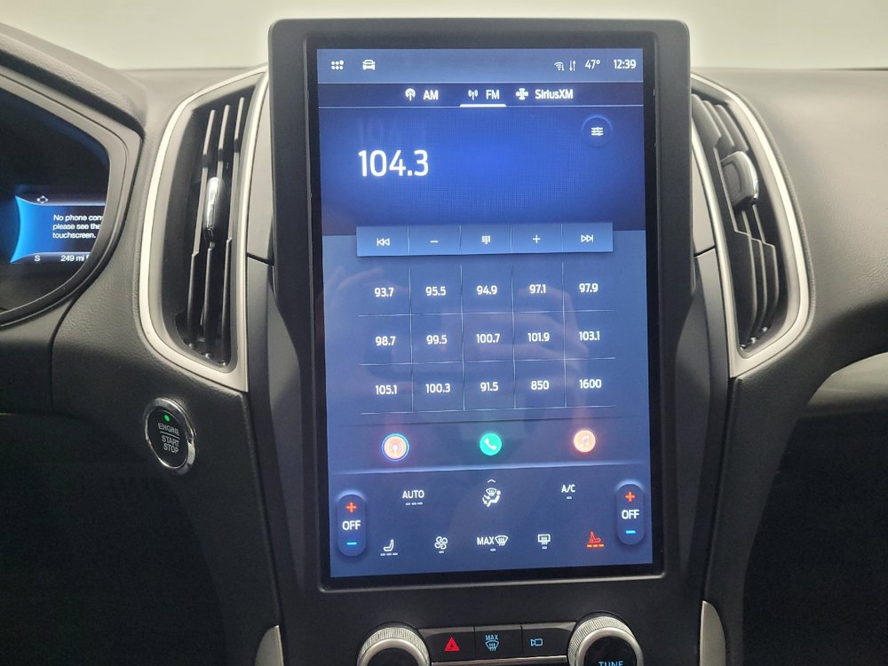 Used 2023 Ford Edge SEL image 25