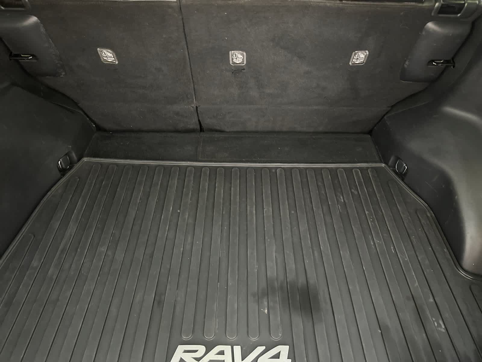 Used 2023 Toyota RAV4 XLE Premium AWD/4WD image 16